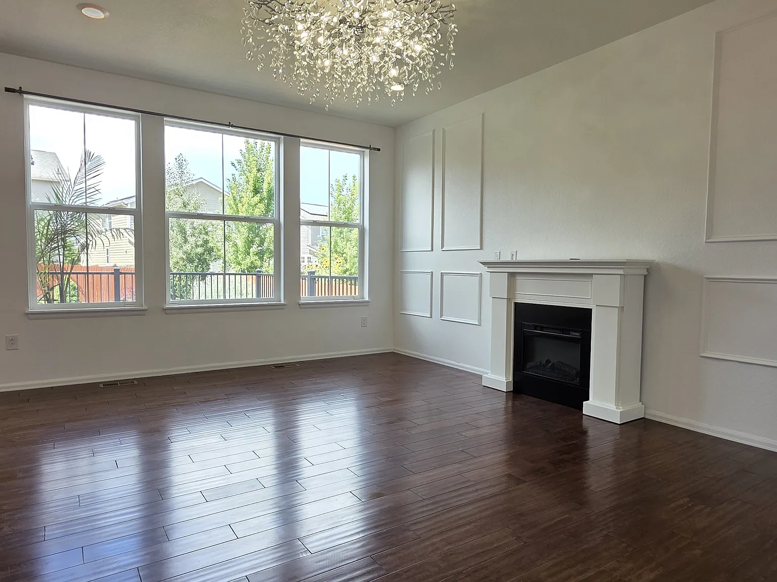 15139 Chicago Street - 1 — Photo 3
