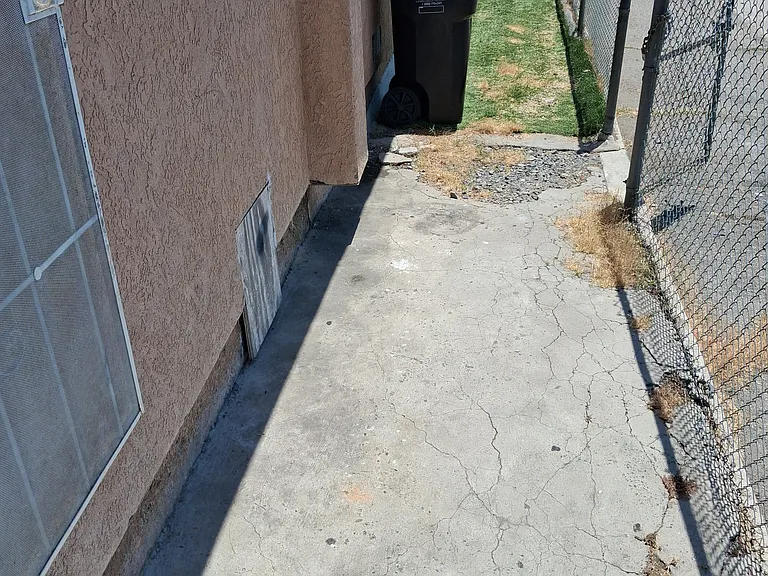 13319 Judd St — Photo 6