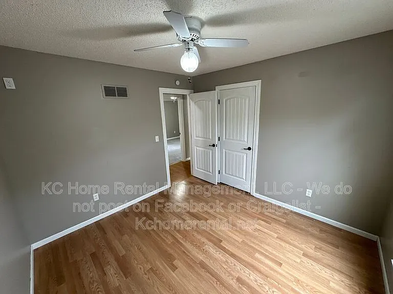 8704 N Shannon Ave — Photo 16