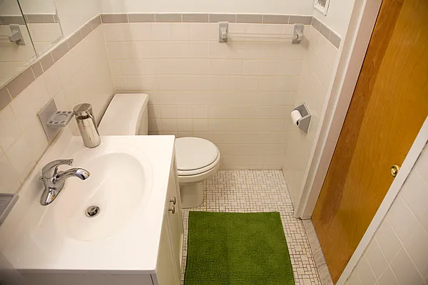 Rented by Big Apple Living | media 13