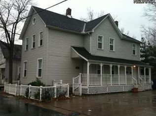 2484 W 6th St, Cleveland, OH