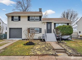 109 Lafayette Rd, Fords, NJ 08863