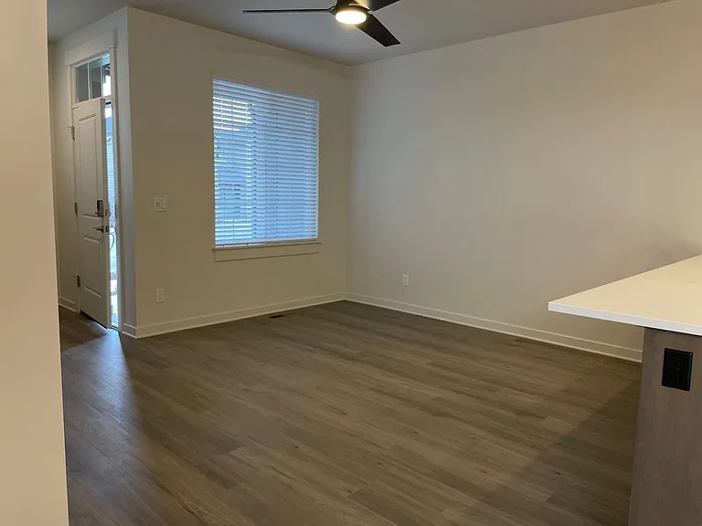 2598 NW Spruce Cone Ln — Photo 7