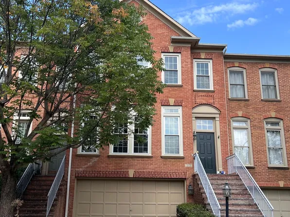 1815 Dawson St, Vienna, VA 22182