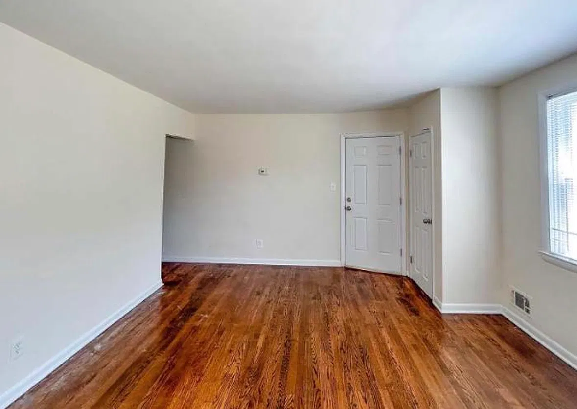 4804 Crosswood Ave — Photo 4