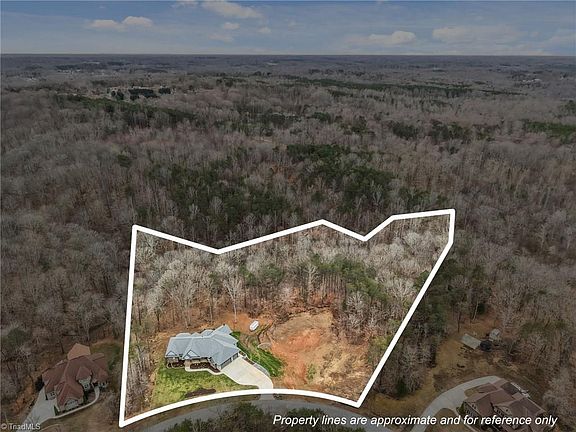 3rd image of 7351 Hidden View Dr