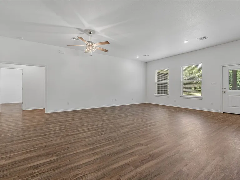 1220 Neal Pickett Dr — Photo 6