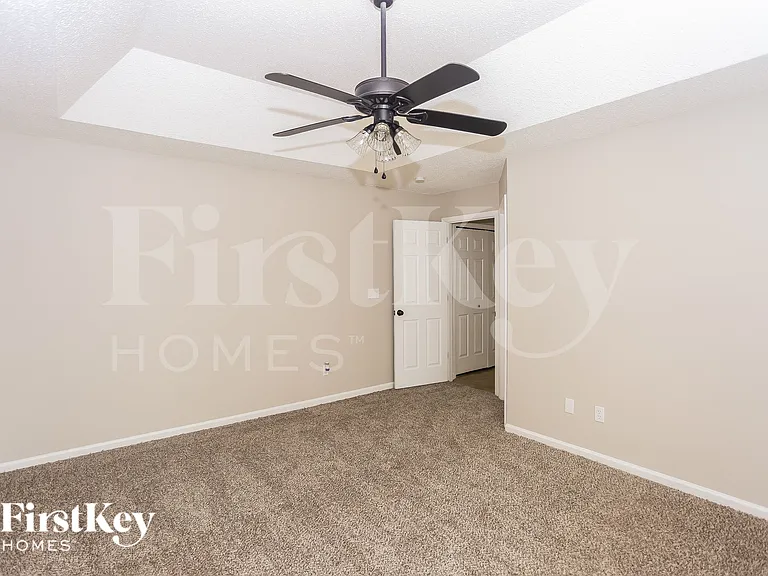 2035 David Earl Dr — Photo 10