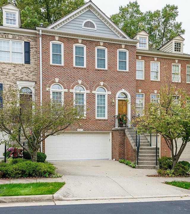 1st image of 10171 Castlewood Ln