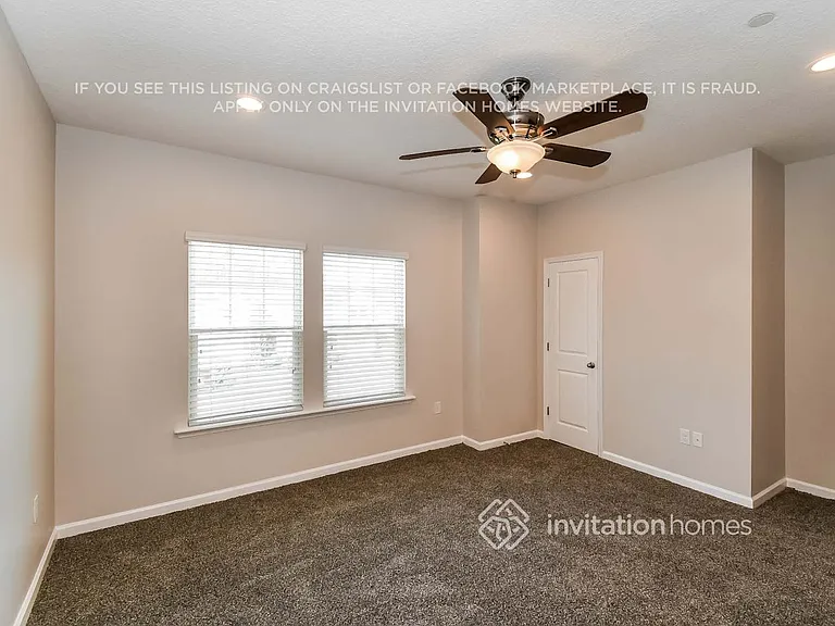 63 Canary Palm Ct — Photo 7