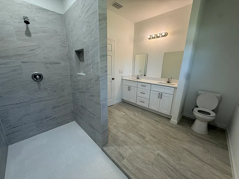 1392 Alabelle Ln — Photo 9