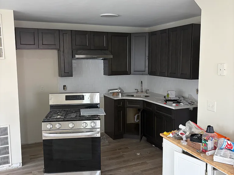 44 Olympia Blvd #R — Photo 14