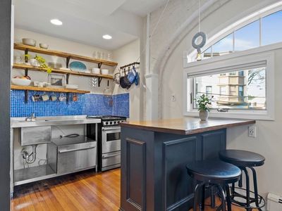 16-18 Walk Hill St UNIT 2, Boston, MA, 02130
