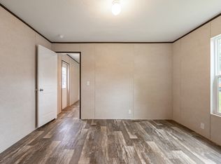 400 S Petunia Rd #21, Wytheville, VA 24382