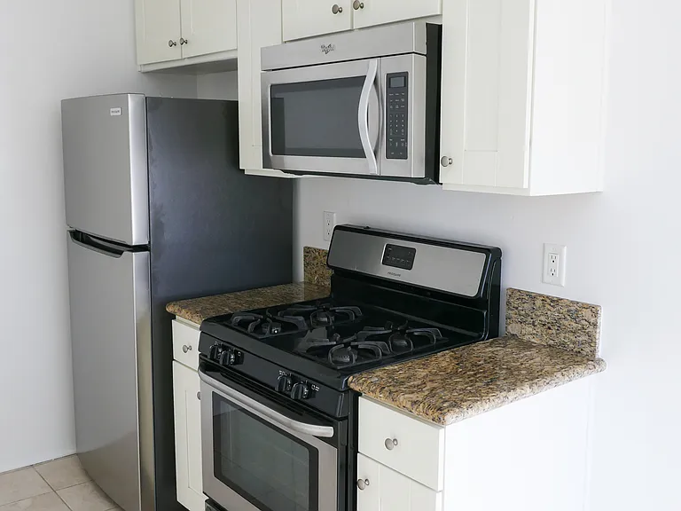 3937 Tilden Ave #B — Photo 17