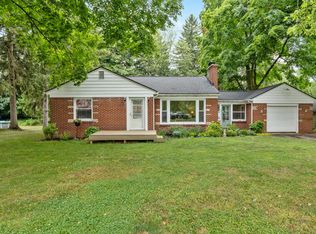 437 Collindale Ave NW, Grand Rapids, MI 49504