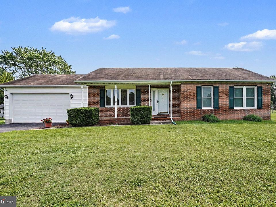 1st image of 112 Hearth Stone Dr