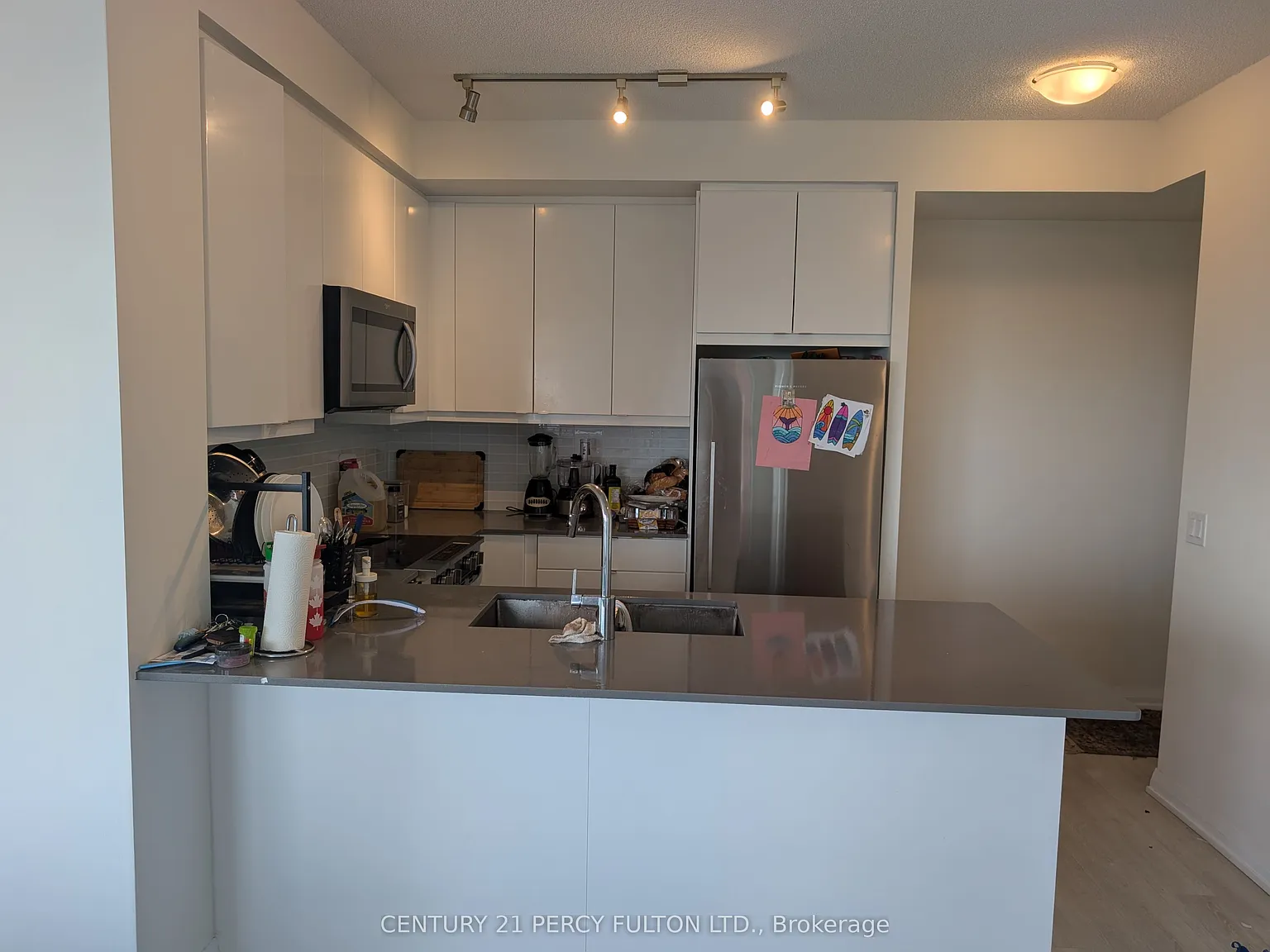 2 bed, $2,700 — Photo 3