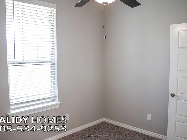 800 Bison Crossing Dr — Photo 24