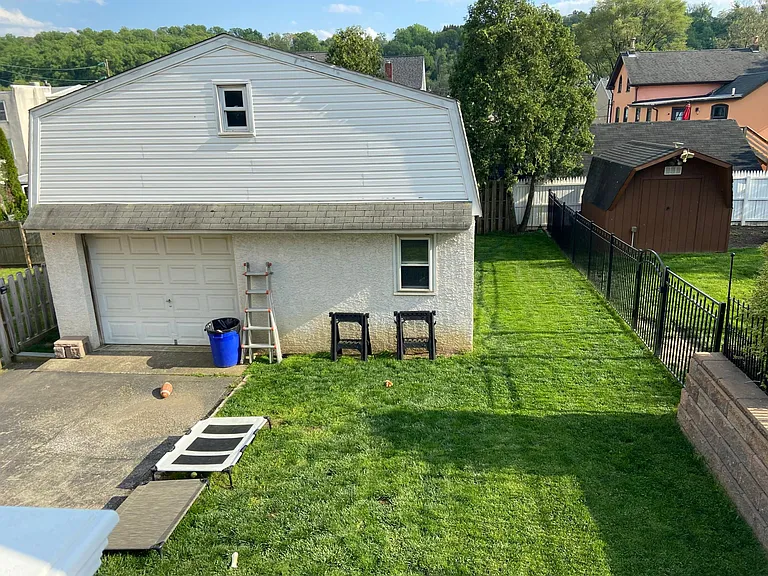 821 Spring Mill Ave — Photo 27
