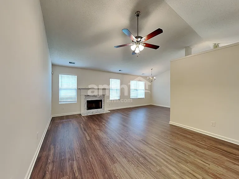 750 Ashland Park Way — Photo 8
