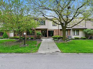 2505 Struthmore Dr, Lima, OH 45806