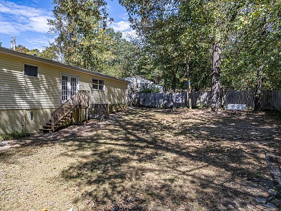 3rd image of 3537 Shelby Cir