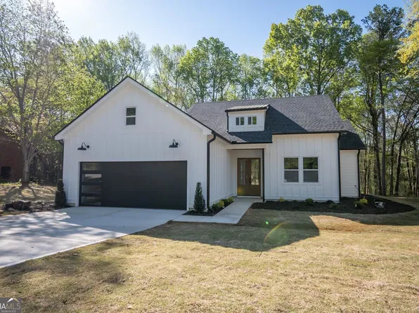220 Fairlane Dr, Athens, GA 30607