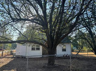 100 S Gunther St, Greenwood, AR 72936