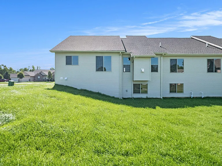 5391 Swan Dr — Photo 9