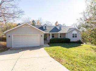 5978 Peachtree Dr, Hillsboro, MO 63050
