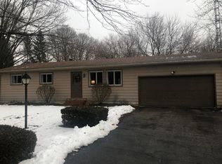 4233 Haven Ct, Adrian, MI