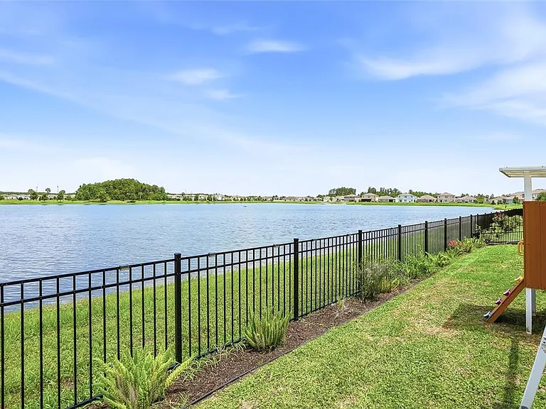 3228 Living Coral Dr — Photo 34