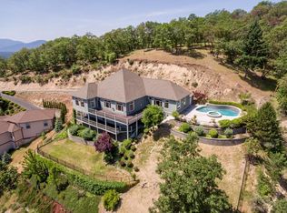 1145 NW Sunburst Way, Grants Pass, OR 97526