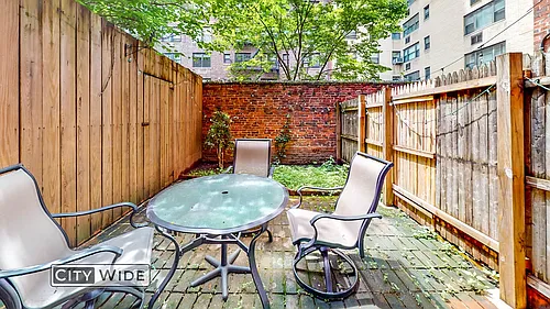 320 E 73rd St #1RE Photo 1