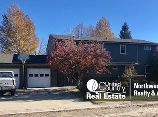 639 S 4th Ave W, Malta, MT 59538
