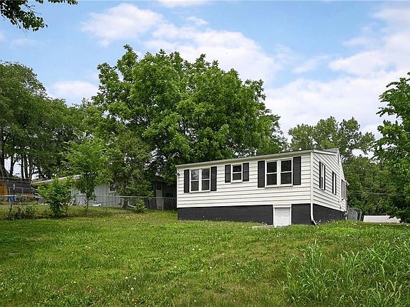 4th image of 5319 Georgia Ave