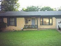 2nd image of 805 Lee Dr