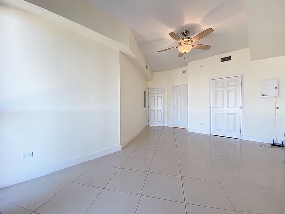 5th image of 200 W Sahara Ave Unit 2010