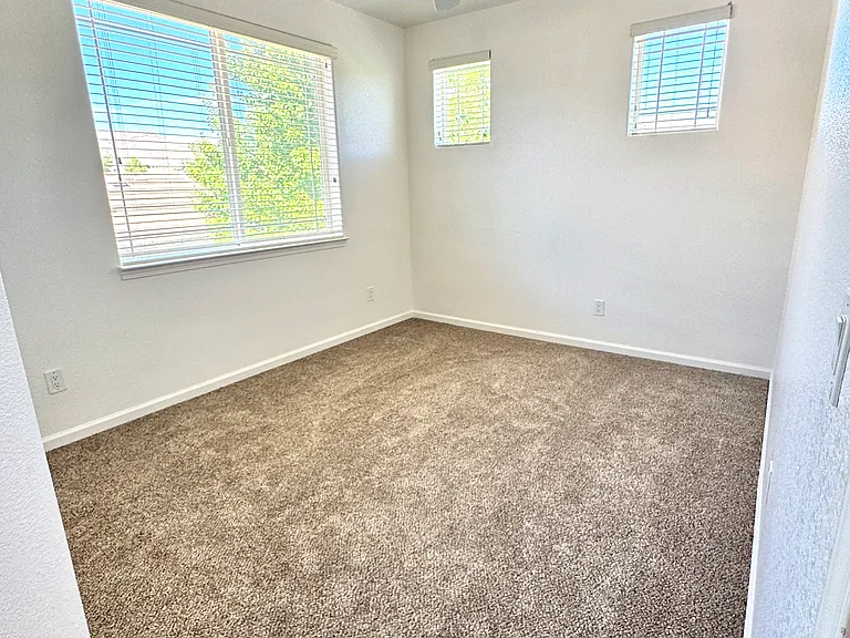 6687 Equation Dr — Photo 18