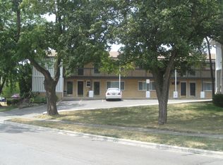 1115 College Ave APT 2, Wheaton, IL 60187