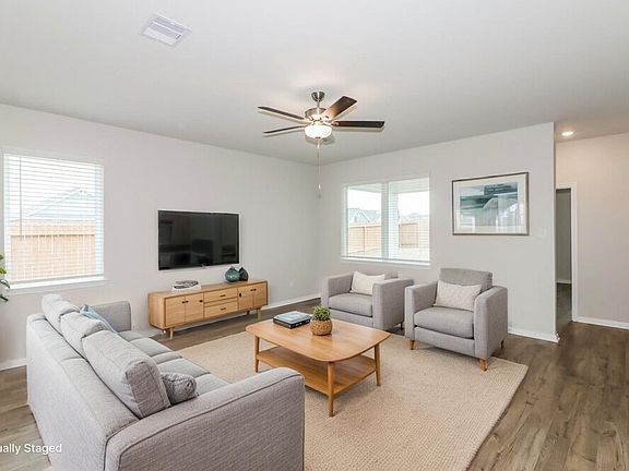 3rd image of 401 San Miguel Creek Dr