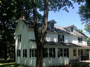 830 Hoover Rd, Blue Bell, PA 19422