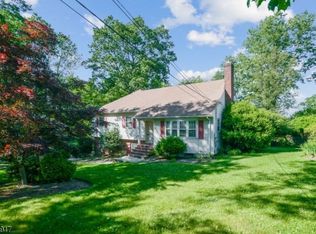 1060 Lawrence Ave, Westfield, NJ 07090