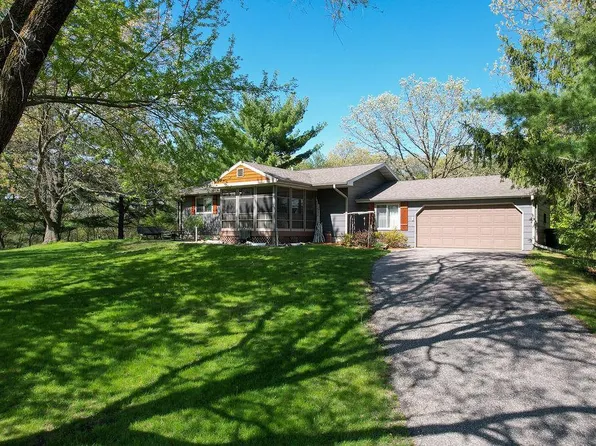 N4958 County Road B, Mauston, WI 53948