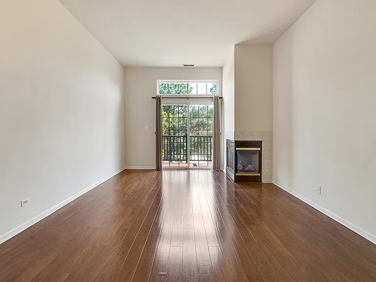2409 Wilton Ln — Photo 5
