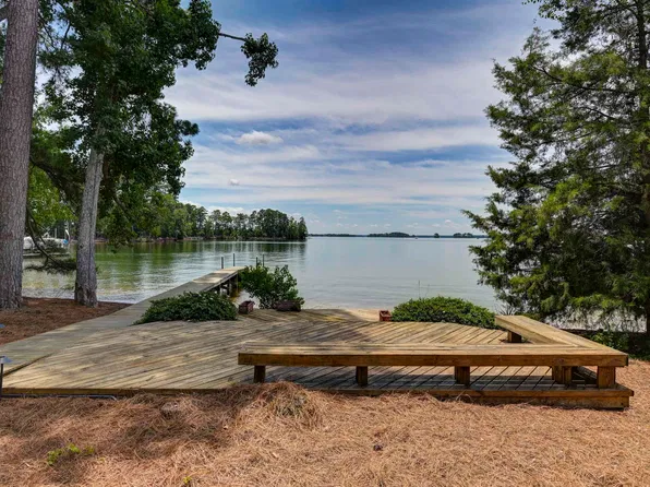 150 Lake Vista Dr, Chapin, SC 29036
