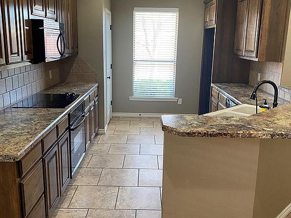 5th image of 3509 Coquina Ln