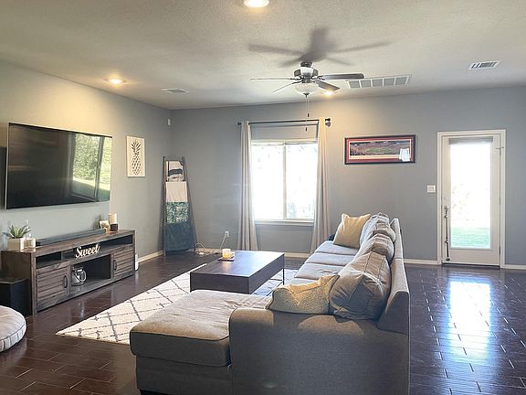 4th image of 7509 Wolf Creek Dr