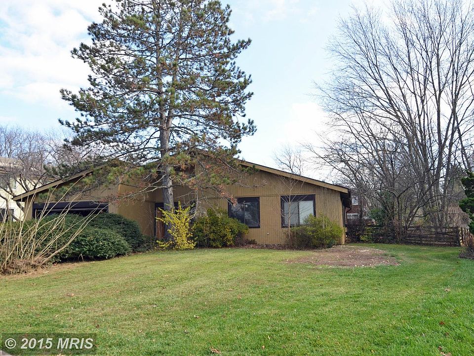 1st image of 2537 Oakhampton Pl